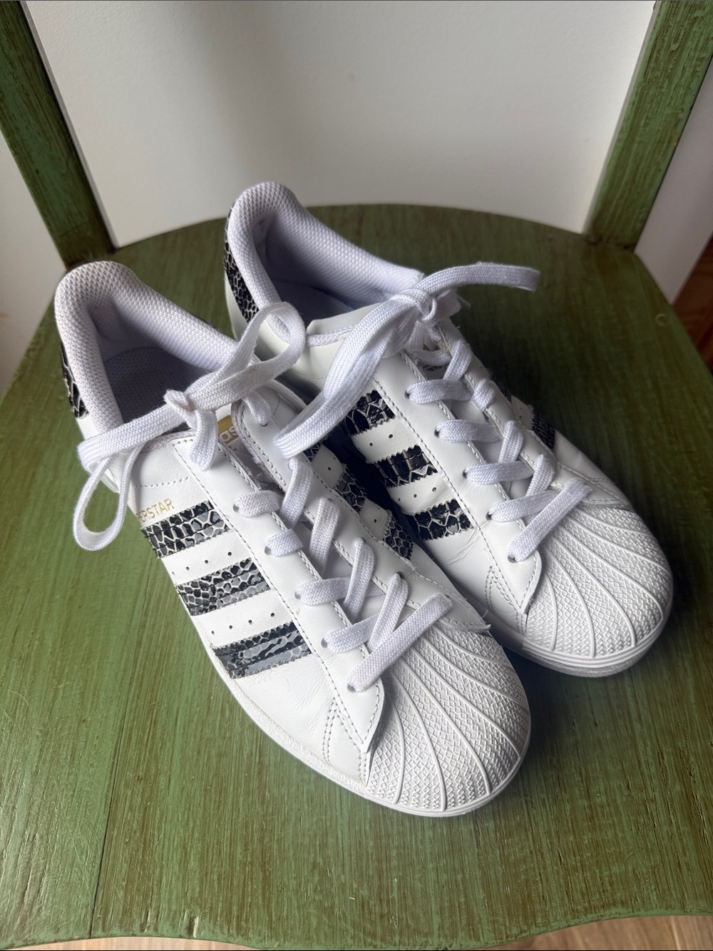 adidas Kids White Sneakers with Black Snake-Print Stripes
